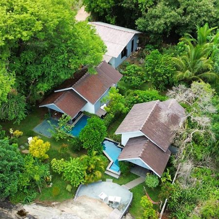 Hidden Lake Cottages シギリヤ エクステリア 写真
